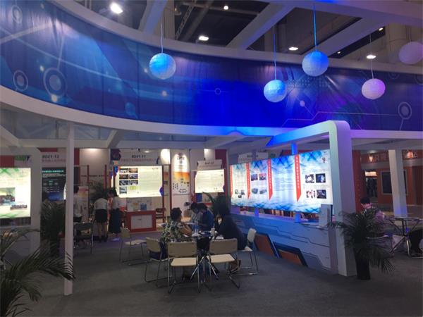 凯时AG电商软交会上展杰出