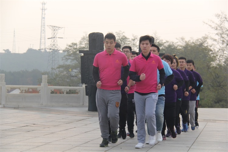 凯时AG新闻：“不忘初心，持续前进”