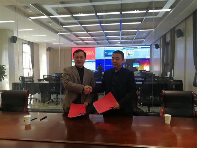 光山县与凯时AG电商签约典礼现场.jpg 光山县与凯时AG电商签约典礼现场.jpg