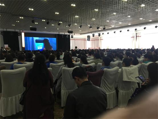 培训现场2.jpg 培训现场2.jpg
